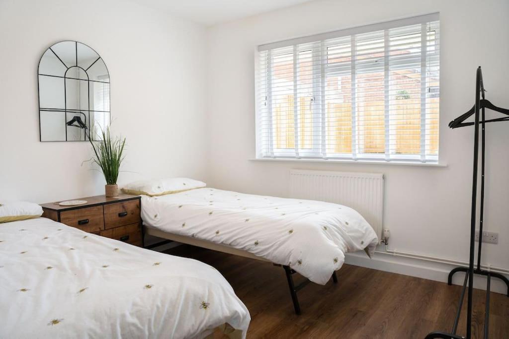 Bungalow In Keynsham Ngoại thất bức ảnh